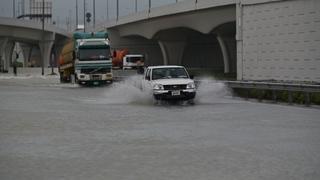 Dubai paraliziran: Obilne padavine izazvale poplave, otkazani pojedini letovi